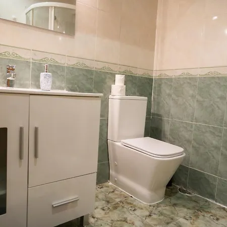 Apartamento Confortable Piso Cerca Del Hospital 12 De Octubre *
