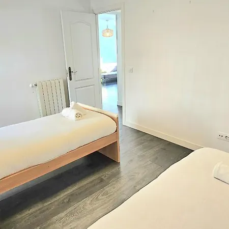 5 Personas Cerca De Ifema Y Aeropuerto Apartment *