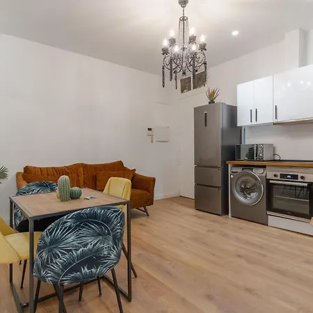 Apartment Cozy Central-2bd 2bth-chueca Madrid