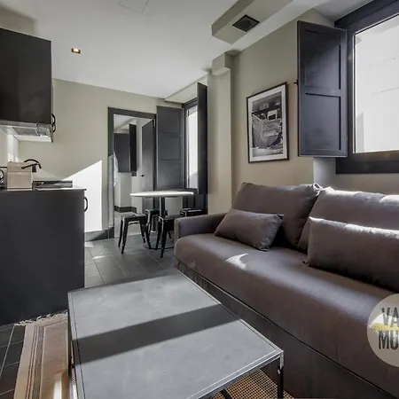 Premium 7pax En Calle Santa Ana-la Latina E2 *