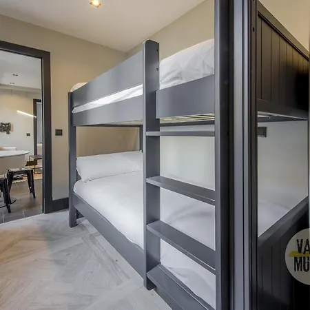 Premium 7pax En Calle Santa Ana-la Latina E2 *