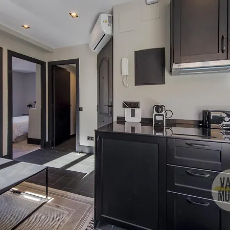 Apartment Premium 7pax En Calle Santa Ana-la Latina E2