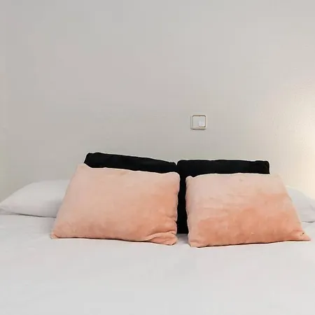 Spacious & Comfortable Flat In Gran Via-sol