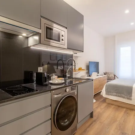 Charming Ground-floor Loft For 2 In Chamberi Ideal Location Quevedo Ii Madrid