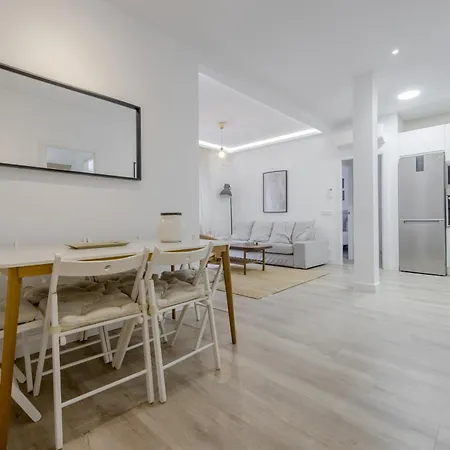Elegante Apartamento En El Centro De Madrid-rastro * Madrid