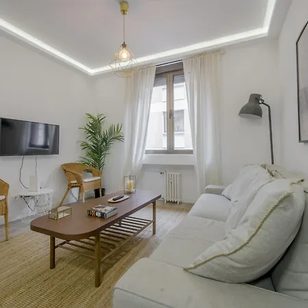 Elegante Apartamento En El Centro De Madrid-rastro Apartment