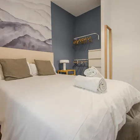 Apartment Genial En La Latina-centro De Madrid