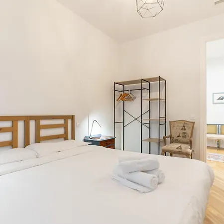 Spacious Central-3bedrooms 3bathrooms-sol *