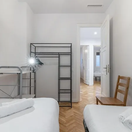 Spacious Central-3bedrooms 3bathrooms-sol