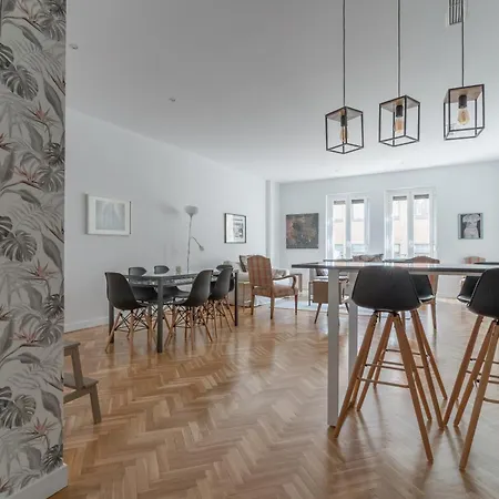 Spacious Central-3bedrooms 3bathrooms-sol Appartement *