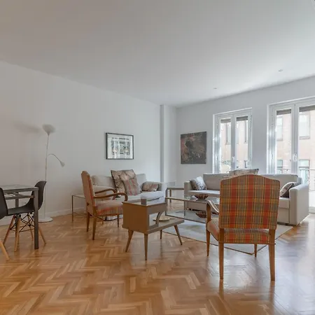 Appartement Spacious Central-3bedrooms 3bathrooms-sol *