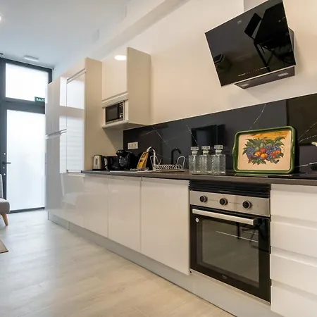 Modern Comfy-1bedroom 1bathroom-prosperidad Apartment
