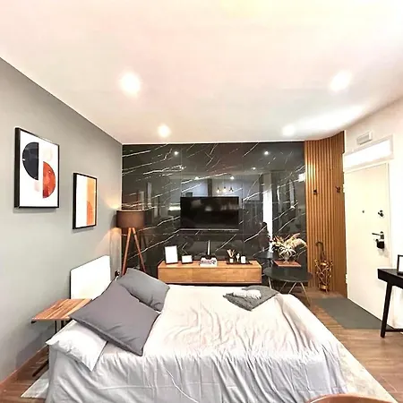 Luxury And Elegant