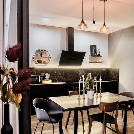 Apartment Luxury And Elegant *