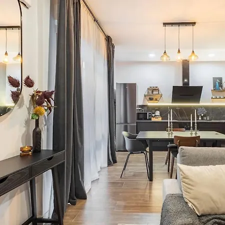 Apartment Luxury And Elegant *