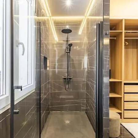Luxury And Elegant *