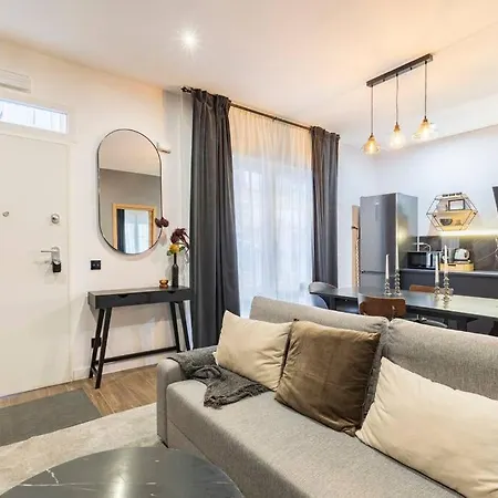 Apartment Luxury And Elegant Madrid