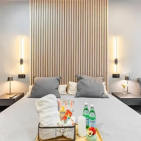 Luxury And Elegant *