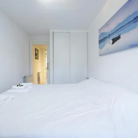 Appartement Sabadell Calle, Casa Familiar De 3 Con Terraza Junto Metro Fuencarral *
