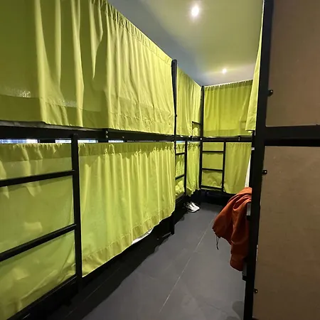 Hostal Madriz *