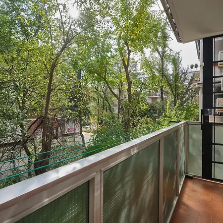 Carlos-1 Apartman Madrid