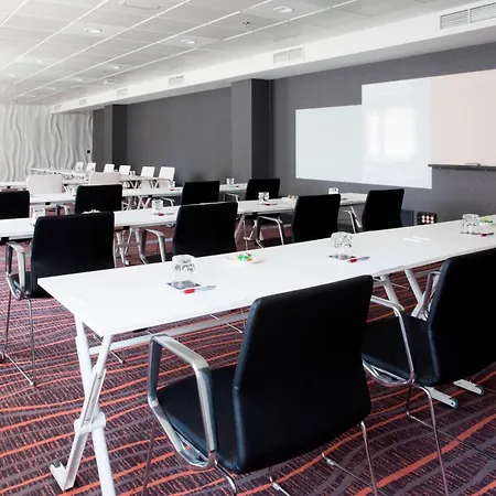 Hotel Marriott Auditorium & Conference Center 4*
