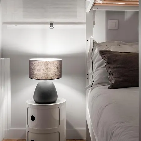 Appartamento Cozy 2 Bedroom With Patio Madrid