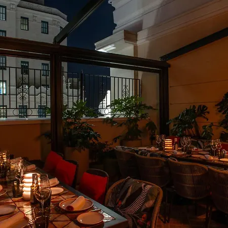 Hotel Montera Madrid, Curio Collection By Hilton Madrid