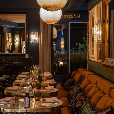 Montera Madrid, Curio Collection By Hilton Hotel