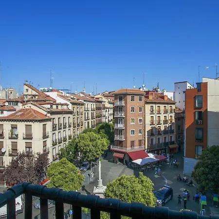 Genteel Cava Baja Madrid