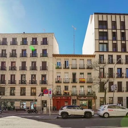 Daire Cozy And Bright-1bedroom 1bathroom-chamberi Madrid
