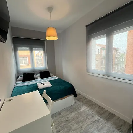 Hermoso Piso Cerca Al Centro De Pilarica Madrid