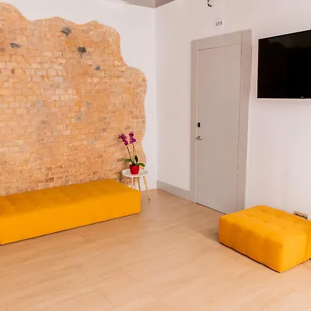 Juliette-gran Via Hostal Madrid