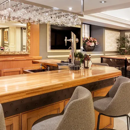 Catalonia Las Cortes Hotell
