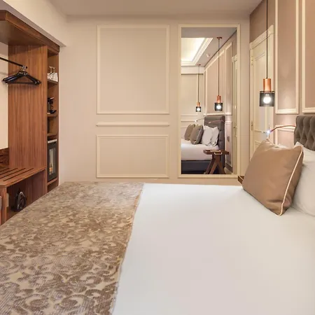 Catalonia Las Cortes Hotell