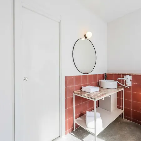 Gasthof Live Coworking - Self Service - Madrid