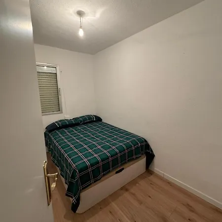 Pensión Basic Madrona 3*
