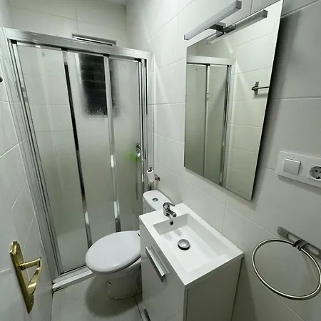 Pensión Basic Madrona 3*