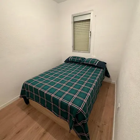 Pensión Basic Madrona 3*
