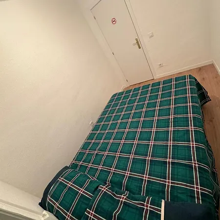 Pensión Basic Madrona 3*