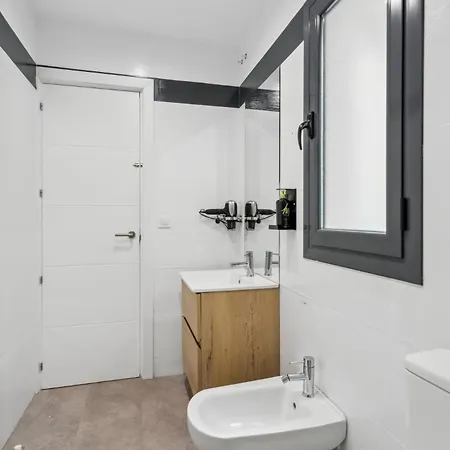 Apartamento Limehome Calle De La Paloma Madrid