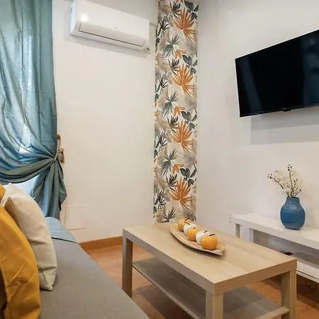 Apartment Exterior Flat In The Golden Mile In - 3