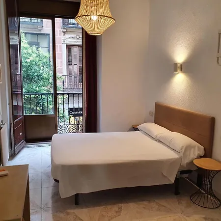 Fuencarral Kryse&breogan Guest house