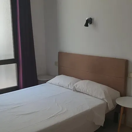 Guest house Fuencarral Kryse&breogan 2*