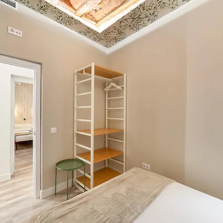 Spacious 3 Bedroom In Centro *