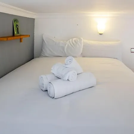 Apartment Beautiful In Malasana For 3 Pax - Ferrer Madrid