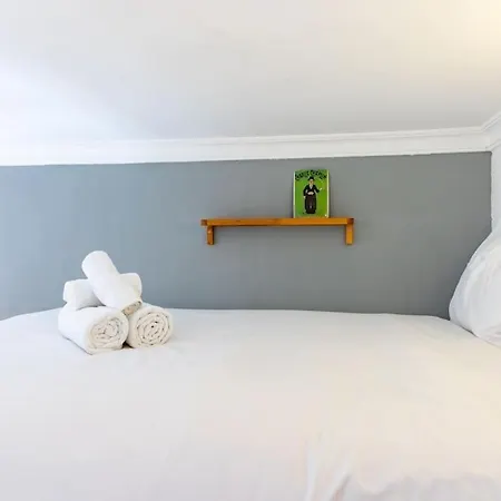 Beautiful In Malasana For 3 Pax - Ferrer Apartment *