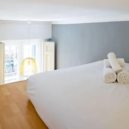 Apartment Beautiful In Malasana For 3 Pax - Ferrer