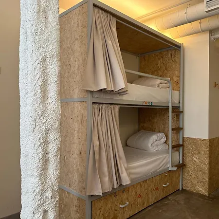 Hostel The Loft House *