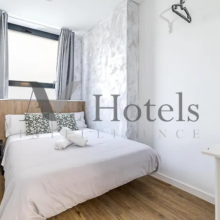 Hotel Ayz Princesa-auto Check-in Madrid